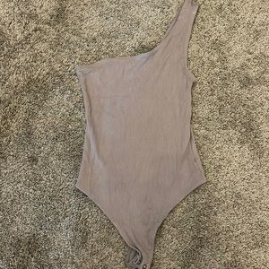 American eagle one shoulder bodysuit